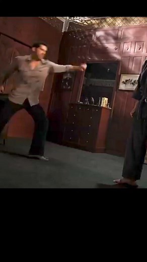 64K views · 833 reactions | Scott Adkins Amezing Combo Kicks ⚡ . . . #scottadkins #mixmartialarts #martialarts #kicks #540kick #viralreels #reels | Sunil Chang | Facebook