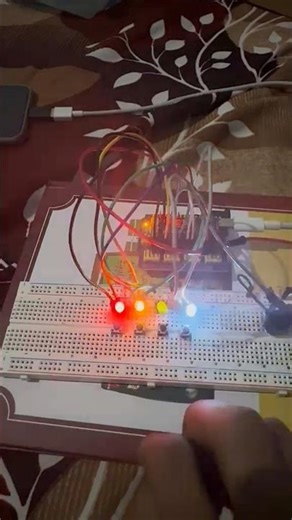 memory game arduino using led💡