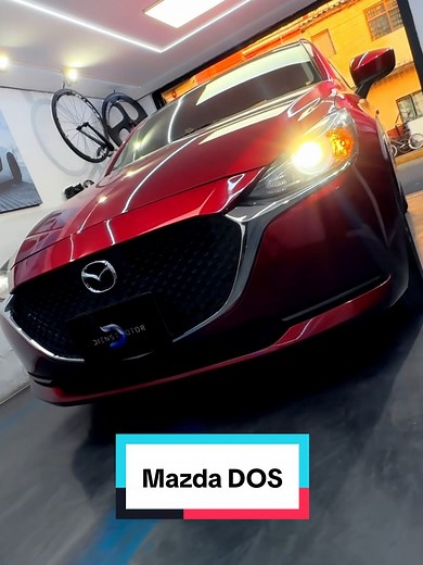 Mazda 2: Coche Compacto con Gran Tecnología
