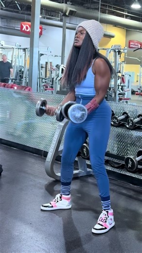 Biceps Training: Flex Friday Tips for Fit Over 50