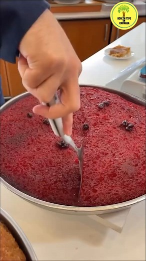 1.1M views · 6.5K reactions | Face Glow Remedy for Bright & Radiant Skin! #GlowingSkin #BrightSkin #SkincareTips #NaturalGlow #DIYBeauty | Health Tips in Kannada | Facebook