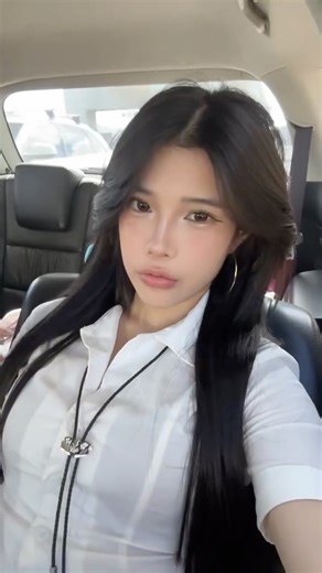 錢 on Instagram: "Abg makeup tutorial✨"