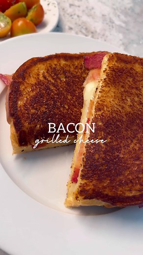 Delicious Bacon Grilled Cheese Recipe