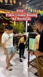 1.2M views · 24K reactions | Don’t judge the book by its cover. Makan seafood di Bandar Singkawang banyak diskon dan terjangkau #komedi #seafood #viralreelsシ | Skw Foodie | Facebook