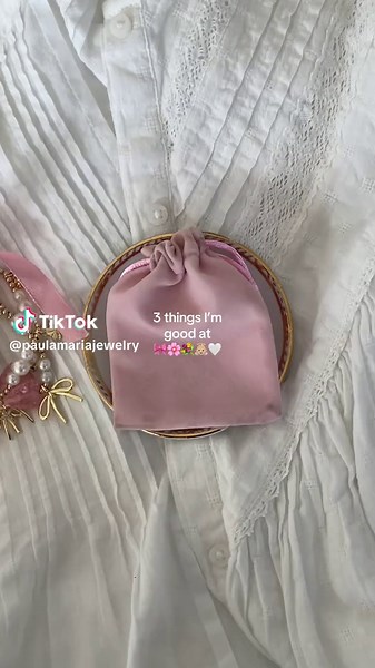 Shop our anti tarnish 14k gold filled girly jewelry in bio today🎀 #14kgoldfilled #pink #beadedjewelry #goldjewelry #beadedjewelry