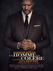 Découvrez la bande annonce de UN HOMME EN COLERE (Wrath of Man) Réalisation Guy Ritchie Avec Jason Statham, Jeffrey Donovan, Josh Hartnett... Au cinéma le 12 mai 2021 Un convoyeur de fond fraichement engagé surprend ses collègues par l’incroyable précision de ses tirs de riposte alors qu’ils subissent les assauts de braqueurs expérimentés. Tous se demandent désormais qui il est, d’où il vient et pourquoi est-il là. #sortiecinema #BandeAnnonce | Moviecovers