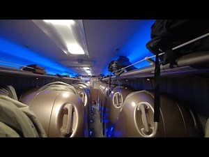 Sleep comfortably on a Japanese capsule-style night bus to Tokyo🚌