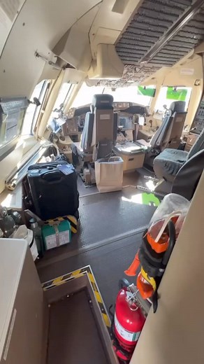 B767 Cockpit - The Boeing 767 (B767) is a wide-body twin-engine jet airliner developed and manufactured by Boeing Commercial Airplanes. It has been in service since the early 1980s and is commonly used for both domestic and international flights. The B767 has various models, including the B767-200, B767-300, and B767-400ER, each with different seating capacities and range capabilities.... Credit:@pilotpete.fly #flying #plane #aero #aviation #avgeek #crewlife #aircraft #cockpit #pilot #jet #fly #