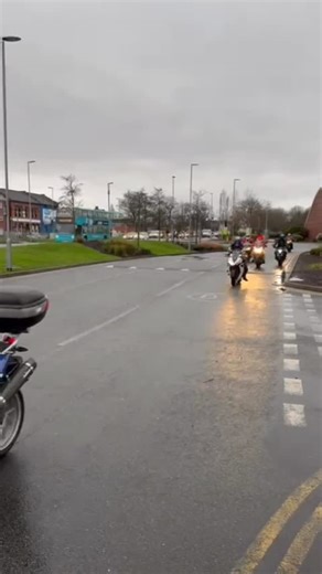 Alder Hey Children's Charity on Instagram: "They have arrived! 🎅🏍️ Our friends from @liverpool_scooter_club visited Alder Hey today as part of their festive convoy to deliver gifts and donations to Alder Hey Children’s Charity. 💙 Liverpool Scooter Club have been taking part in this festive tradition for over 20 years, with staff and children alike looking forward to their visit every year. 🎄 Thank you to everyone at Liverpool Scooter Club for their generosity and support of Alder they this C