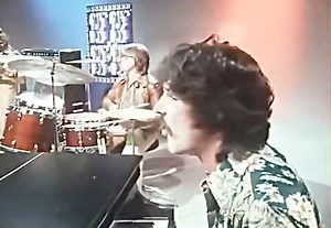 322K views · 13K reactions | Clap For The Wolfman - The Guess Who. The song is a tribute to the “ Midnight Special” host, the late Wolfman Jack (real name: Robert Smith). Wolfman Jack even did a couple of live dates with the group, adding his trademark "vocal" rap. "Clap for the Wolfman" is featured on the band's 1974 album, Road Food. The song reached #4 on the charts in Canada and #6 in the US. | Paul B. Leonor | Facebook