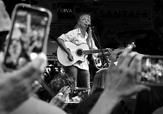 The 10 Best Juice Newton Songs of All-Time