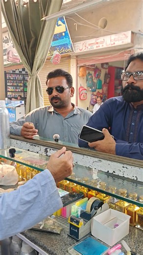 21 reactions | 03264140444 03124140444 order k leyh WhatsApp py rabta Karen location okara road depalpur Madina chowk razaqia Masjid Wali gali 11 12 attar shop #humayunzafar #fouryoupage #perfumecollection #oud #creatorsearchinsights | Humayun Zafar | Facebook