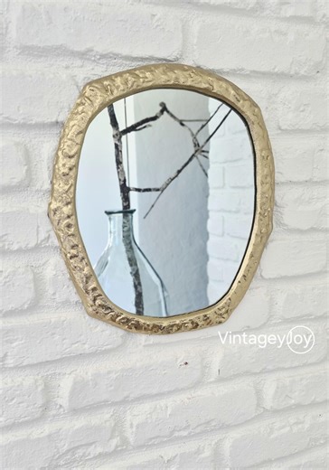 Vintage Ornate Gold Mirror, Oval Brass Wall Decor, Organic Modern Hand-Hammered Gold Frame, Elegant Decorative Gallery Wall Accent Mirror