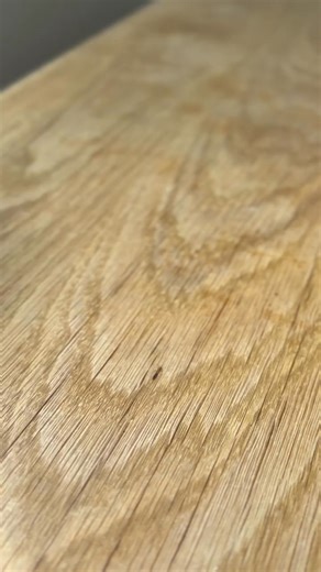 How to Make a Tiny Wooden Box I’ve finished a tiny box with lovely curves! The router bit I used is called a “dish bit,” which creates rounded edges. By using a stopper jig like in the video, making holes of the same size is not difficult. The hinges can be found if you search for “concealed hinges.” I post short videos every day! Please like and subscribe 🙇 @takuwoodcraft #twcdesign #木工 #diy #woodworking #治具 #jig #asmr #リール投稿1128日目 | Phpx 86