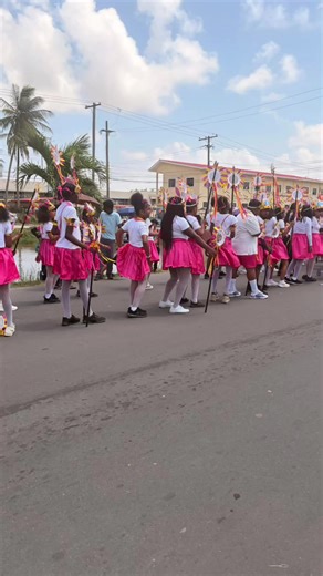 bad girl Tiana (@bad_girl_tiana_1)’s videos with Breakway - Omaiah Hall