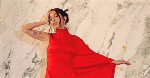 Londres: Anitta arrasa com vermelho assimétrico no Fashion Awards