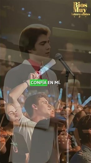 ¡LA DULZURA ETERNA DE MIGUEL GALLARDO! 🎤✨ #Muchachita #Shorts #MiguelGallardo