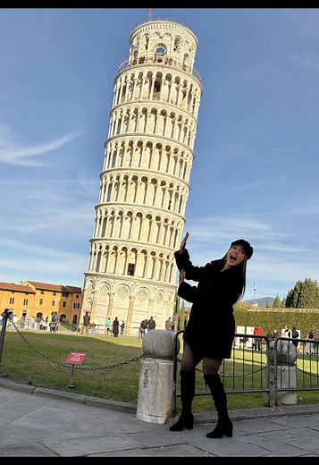 Un pedacito de historia que te deja sin palabras. Pisa, eres magia 🤍✨ #TorreDePisa #ItalyTrip #europa #travel #fyp