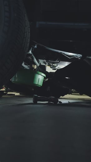 The Shop Automotive on Instagram: "Luxury or not — maintenance is non-negotiable. Lincoln Navigator in for a full oil service & inspection. Clean work. Quality oil. No shortcuts. If it’s been 5k–7k miles or you don’t remember the last service, this is your sign. 📍Milwaukee 📅 Booking this week 💳 Financing available Comment “OIL” or DM us to get scheduled. #lincoln #milwaukee #shoplife #maintenance #car"