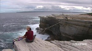 It’s risky business, an extreme sport, where enthusiasts walk a line between clifftops. Today our cameras got an up-close show of the craze, called highlining. #9News | http://9News.com.au | 9 News