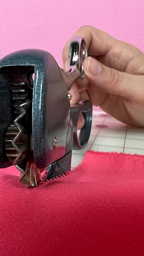 What’s this?! #sewingtools #sewingtutorial #sewing #vintagesewing #scissors | Sew Anastasia