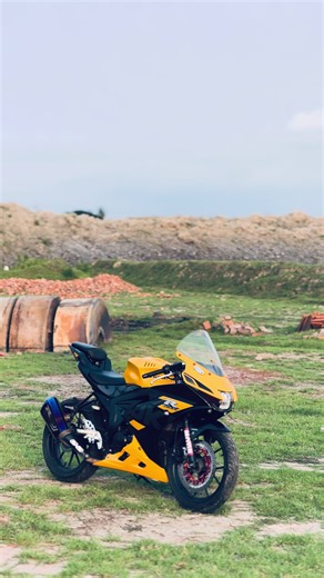 Suzuki GSX-R150 details and review