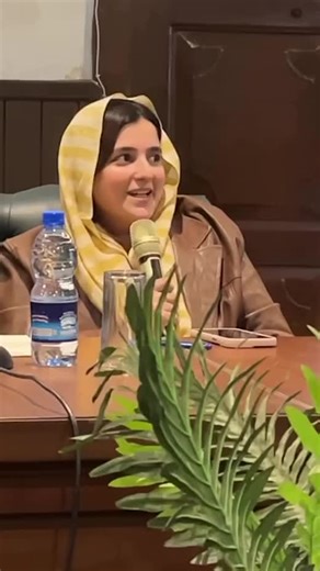 Whatisgoingoninpeshawar on Instagram: "Da Khpl samano hifazat khpla akway.... BRT wala jeenai"