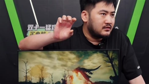 27 寸大屏里塞下 2K 超清分辨率，最狠的是 320Hz 的高刷面板！