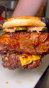 Who would try this INSANE beef short rib burger with grilled cheese buns?! In the test kitchen @hashtag_burgers_and_waffles trying potential specials. Would you try this?! 📍 @hashtag_burgers_and_waffles, Ashgrove 📍 🍔 OFF MENU Beef Short Rib Burger 🍖 #hashtagburgersandwaffles #brisbaneburgerquest #shortrib #🍔 #burger #burgers #brisbane #brisbaneeats #brisbaneburgers #burgerporn #foodporn #fitspo #cheatmeal | Brisbane Burger Quest