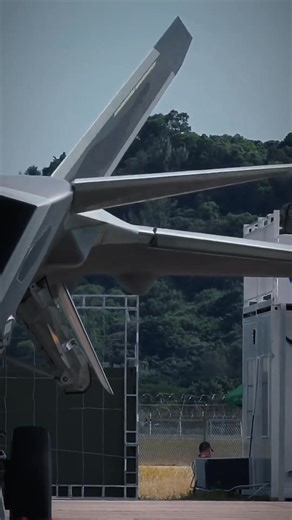 480K views · 17K reactions | CFMoto V4 SR-RR Prototype Has 210 HP and...