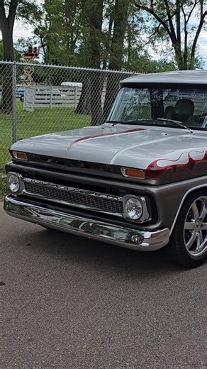 4.1K views · 109 reactions | Chevrolet Suburban Classic SUV Drive By Engine Sound The Barn Car Show Livonia MI 2024 | Casey Faitel | Facebook