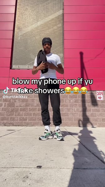 Humorous Shower Thoughts: Philly TikTok Moments