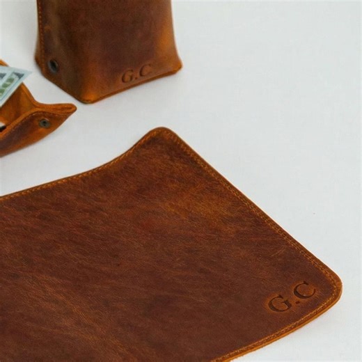 Leather Desk Set Custom Desk Mat and Leather Valet Tray With Engraving - Etsy