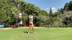 三ヶ島かな on Instagram: ". 今週もたくさんの応援メッセージありがとうございました📣 やっぱりスロースターターの模様…笑笑 まだまだこれからです！できることをやるのみ💪 #まさかのこのスイングが今週1の球でした #良くなったぞ！って思って初日の朝を迎えると #寝違って左を向けませんでした #寝て起きたら何か変わってる #人生何が起きるかわからん笑笑"