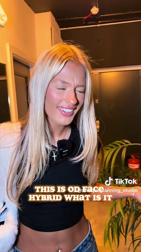 Comment if you need a bottle 🤫😅 #tanning #tan #sunbed #tanningsalon #tanique