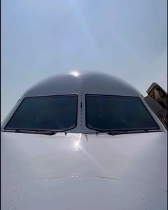 🇬🇧There could have been a cool text about Uzbekistan Airways pilots and aircraft, but this video doesn't need any descriptions 😎✈️ 🇺🇿Bu yerda Uzbekistan Airways uchuvchilari va havo kemalari haqida qiziqarli matn bo‘lishi mumkin edi, ammo bu video hech qanday ta’rifga muhtoj emas 😎✈️ 🇷🇺Здесь мог быть крутой текст про пилотов и самолёты Uzbekistan Airways, но это видео не нуждается в каких-либо описаниях 😎✈️ #uzbekistanairways | Uzbekistan Airways