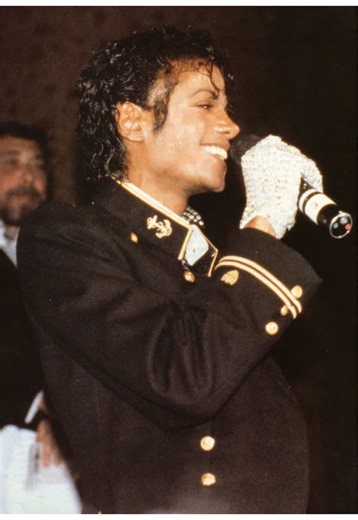 On June 25, the best person who had and will have this planet left us, you didn’t deserve to leave, I love you Michael || #michaeljackson #michaeljacksonforever #kingofpop #foryou #parati