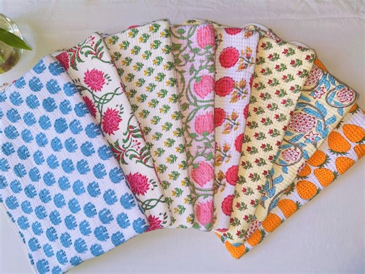 Handmade Red Floral Quilted Laptop Sleeve: Boho Cotton MacBook Cover Quilted Laptop Pouch Floral Quilted Cotton MacBook Case - Etsy Canada