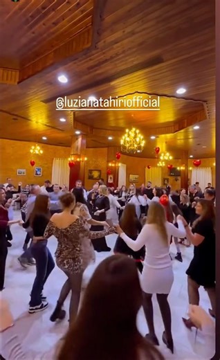 Luziana-Pylli i Levanit Atmosfera brilanteZ💃🥂🌹 #kengeshqiptare #kengetare #dasmaebukurshqiptare