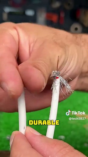 Comment raccorder un câble coaxial pour votre TV