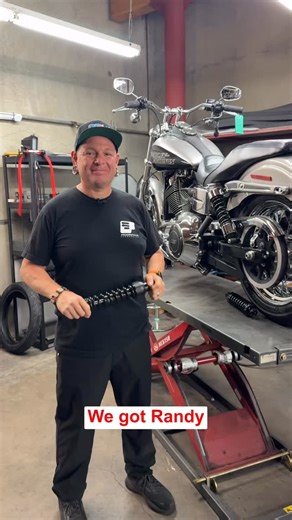 Here’s a lie, your stock Harley suspension is the best option for your Harley Davidson motorcycle… Here’s the truth, the @progressivesuspension 444s & 944s are great suspension upgrade options for everyday Harley riders who want better comfort & performance. The Progressive Suspension FST system is designed to adapt to the surface of the road without constantly twisting & turning suspension rebound & damping knobs. Are you ready to upgrade your suspension to Progressive Suspension? Click the lin
