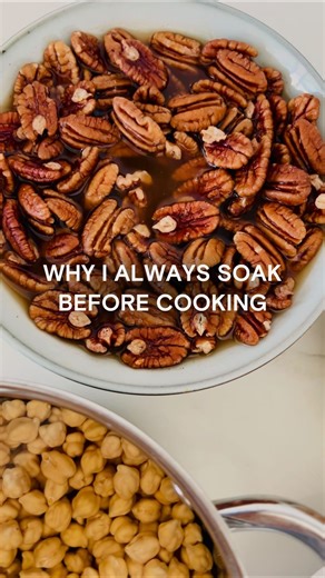 Alina | Nutritionist🌱Health Coach | Health & longevity on Instagram: "Plant-based foods like nuts, grains, and legumes contain antinutrients like phytic acid, tannins, and enzyme inhibitors. These compounds bind minerals and can interfere with digestion. But traditional methods like soaking and germination (sprouting) can break them down — unlocking more nutrition and improving gut tolerance. 💧 Soaking Benefits: • Reduces phytic acid — soaking activates natural phytase enzymes that break it do