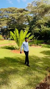 "Gardarrada Yahaadhidu kolkay meel walbaba gaadhay". . . Naxariistii Firdowsa Rabbi ha ka waraabiyo; Aabbihii afka-Soomaaliga, Abwaan Singub. | Karroone Muhumed