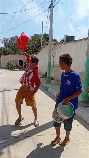 esta pelucon 😅🤷🏻 #humorviral #youtubeshorts