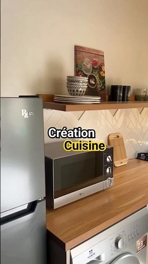 Petite cuisine dans un couloir. #cuisine #kitchen #interiordesign #dmv