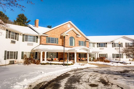 Queensbury, NY Assisted Living, Memory Care | The Landing at Queensbury