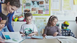 12 reactions | A new report highlights the impact of pandemic learning loss. In districts closed for 90 percent or more of the pandemic's first year, the study found that student math scores declined by two-thirds of a year. Erin Fahle, co-director of the Education Opportunity Project, says many of the losses associated with remote learning were larger in higher poverty communities. Watch #OnBalance: https://www.newsnationnow.com/joinus | NewsNation | Facebook