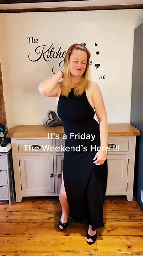 Empowering Women Over 40: Hot Moms on TikTok