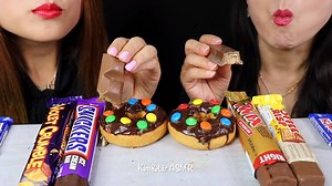328K views · 8.6K reactions | CHOCOLATE CANDY BARS, ICE CREAM BARS (M&M's, Oreo, Twix, Snickers) #mukbang #eating #asmr #food | Kim&Liz ASMR | Facebook