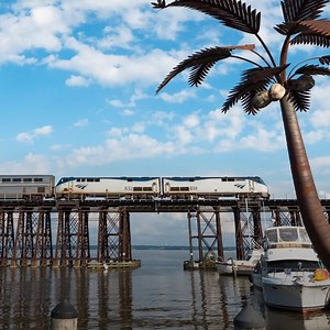 Leave bumper-to-bumper traffic behind this spring break. Stress-free travel = a happier vacation for you and your family. | Amtrak